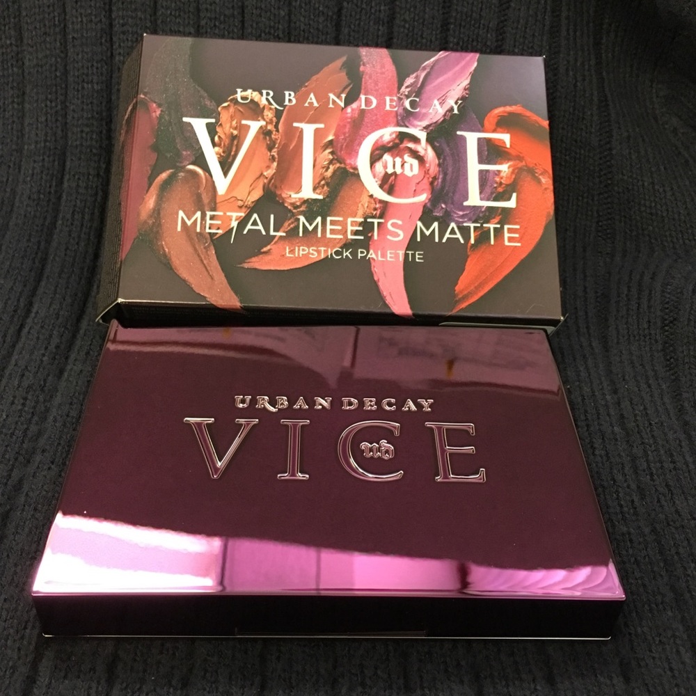 Urban Decay Metal Meets Matte Lipstick Palette